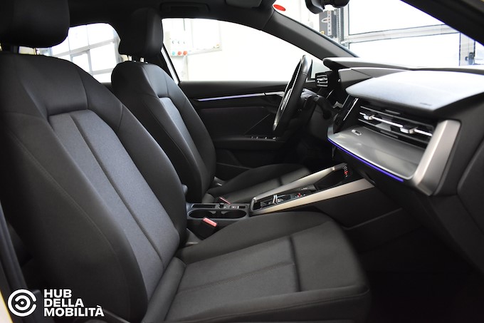 AUDI A3 SPB 35 TDI S tronic Business